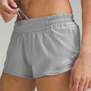 Lululemon Hotty Hot Low-Rise Lined Short 2.5" - Rhino Grey SZ 6